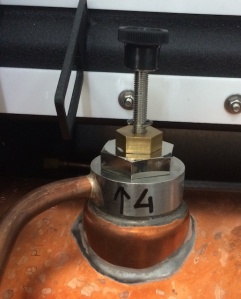 Adjustable restrictor on a heat-exchange machine